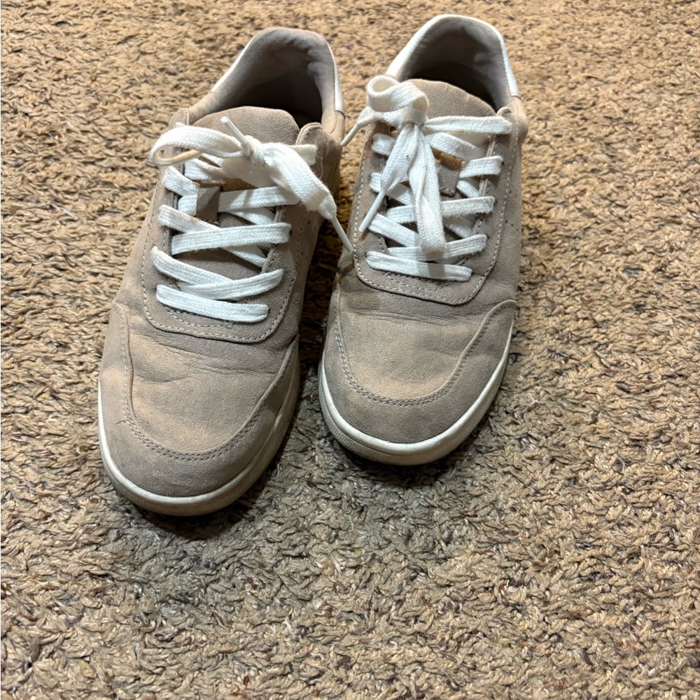 Women’s Mauve Sneakers